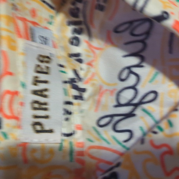 Pittsburgh Pirates Hawaiian Shirt With Matching Reversible Bucket Hat - Picture 2 of 6